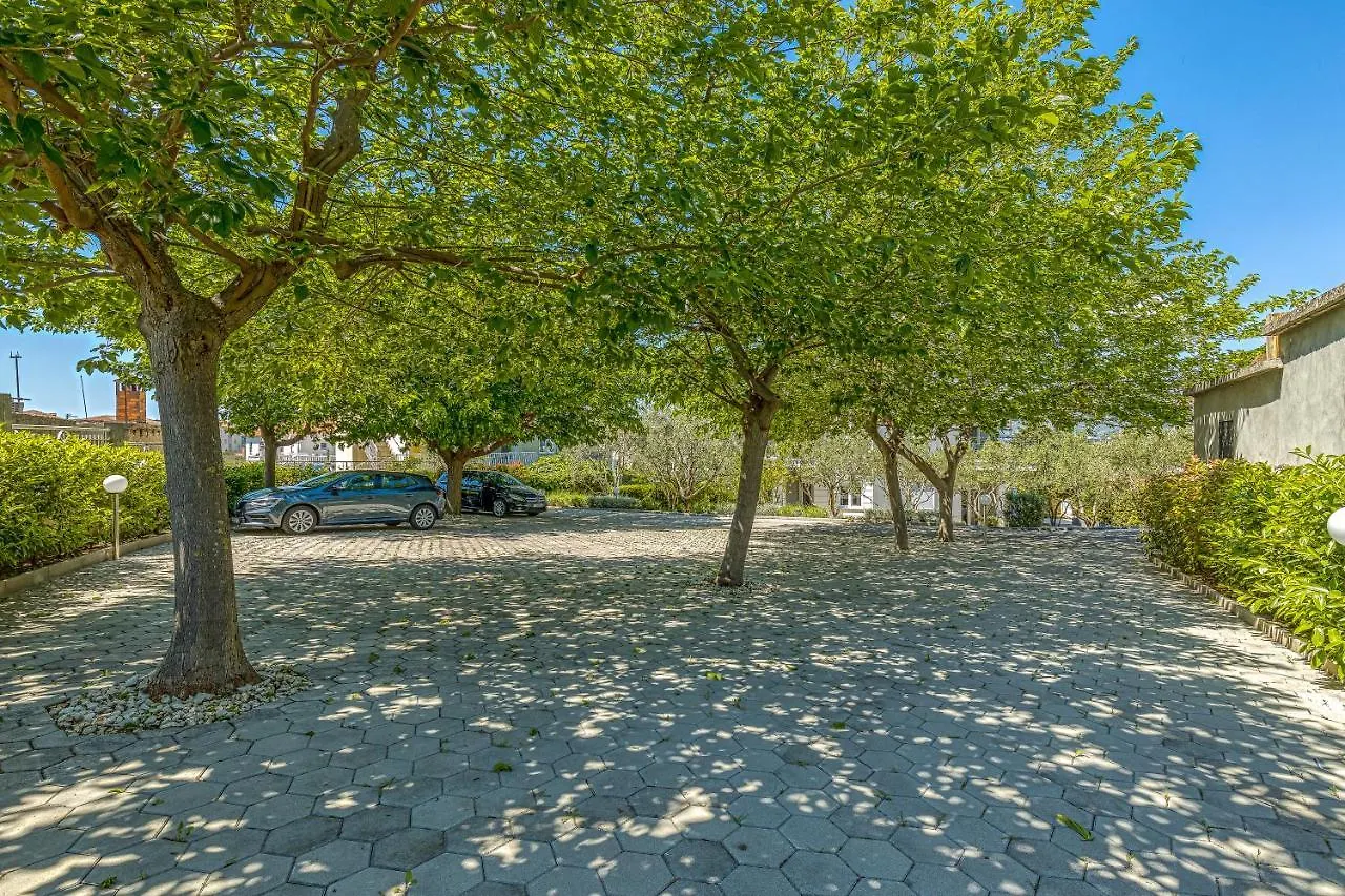Villa Mihaela Trogir 0*,
