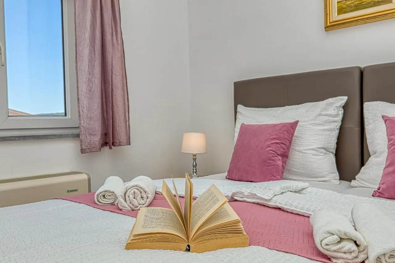 Villa Mihaela Trogir Apartamento